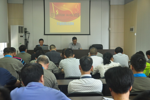 陳宏金：永春分公司組織學(xué)習(xí)廖俊波先進(jìn)事跡專題活動(dòng)。.jpg