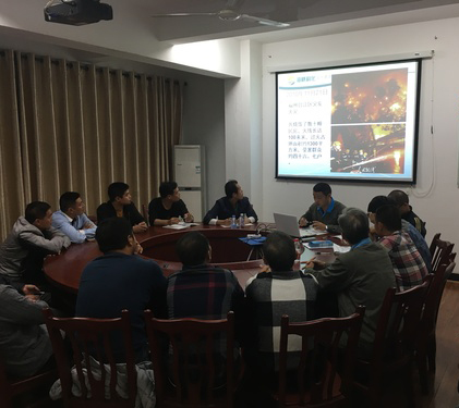 富興建設(shè)公司組織開展消防知識和火災事故警示專題教育1—盧玉葉.jpg