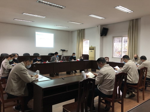 圖為：召開巡視整改專題民主生活會現(xiàn)場拍攝者許麗珠_調整大小.JPG