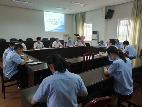永安雙華公司鄧焱珍：5�?6日省機(jī)控開(kāi)展危險(xiǎn)化學(xué)品專項(xiàng)檢查反饋會(huì)現(xiàn)場(chǎng)_調(diào)整大小.jpg