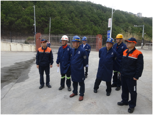 富興建設-劉睿-上杭縣應急管理局、工信科技局、公安局、交通運輸局聯(lián)合檢查組到上杭分公司開展民爆物品使用、儲存聯(lián)合檢�?~1.png