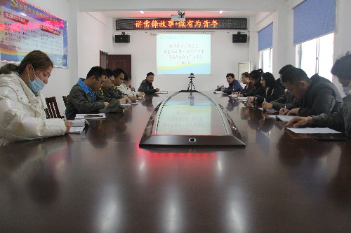 胡廷淦：圖為團總支學(xué)雷鋒紀念日座談會現(xiàn)場~1.jpg