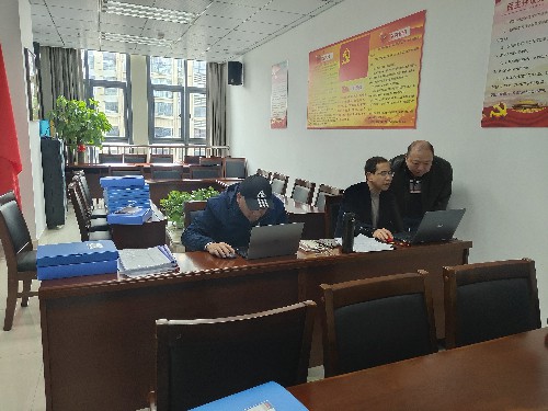 ?？剖∶?#65533;?劉敏 福州市工信局組織民爆行業(yè)專家到省民爆開展安全生產(chǎn)標(biāo)準(zhǔn)化達(dá)標(biāo)考評3~1.jpg