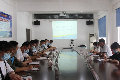 福安分公司胡廷淦：圖�?�?3日公司黨委委員、紀委書記何浦寨開展集體廉政談�?(1)~1.jpg