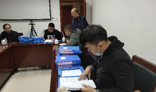 海科省民�?劉敏 福州市工業(yè)和信息化局、應(yīng)急管理局等聯(lián)合檢查組到省民爆公司開(kāi)展民爆物品“一體化”監(jiān)管和反恐維穩(wěn)“雙隨機(jī)”檢查~1.jpg