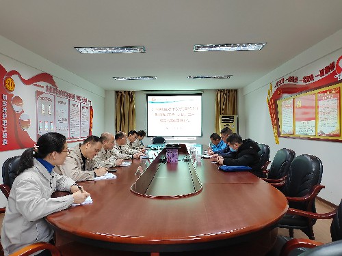 永安雙華公司鄧焱珍：海峽科化公司副總祁忠清到雙華公司調(diào)研指導工作現(xiàn)場~1.jpg