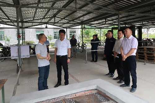 烽林莊忠旭：明溪縣委副書記、縣長(zhǎng)陳華偉一行到海峽科化烽林分公司督導(dǎo)、調(diào)研安全生產(chǎn)暨防汛備汛工作~1.jpg