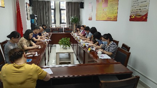 省民爆公司黨支部 劉敏 海科公司黨委委員、紀(jì)委書記何浦寨一行到省民爆公司開�?021年度全面從嚴(yán)治黨等工作督導(dǎo)檢�?~1.jpg