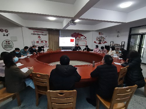 12�?6日，分公司黨委委員、副總經(jīng)理朱廣杰為機(jī)關(guān)第一黨支部宣講黨的二十大精神（圖 呂寶鑫）2 [原始大小].jpg